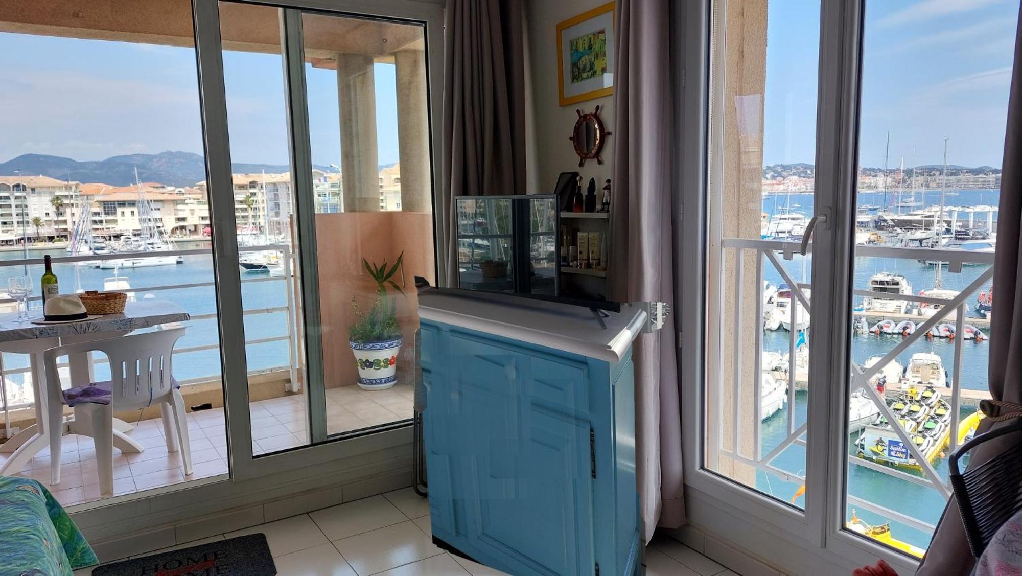 Boutique Apartment Hirondelle Port Fréjus Eksteriør bilde