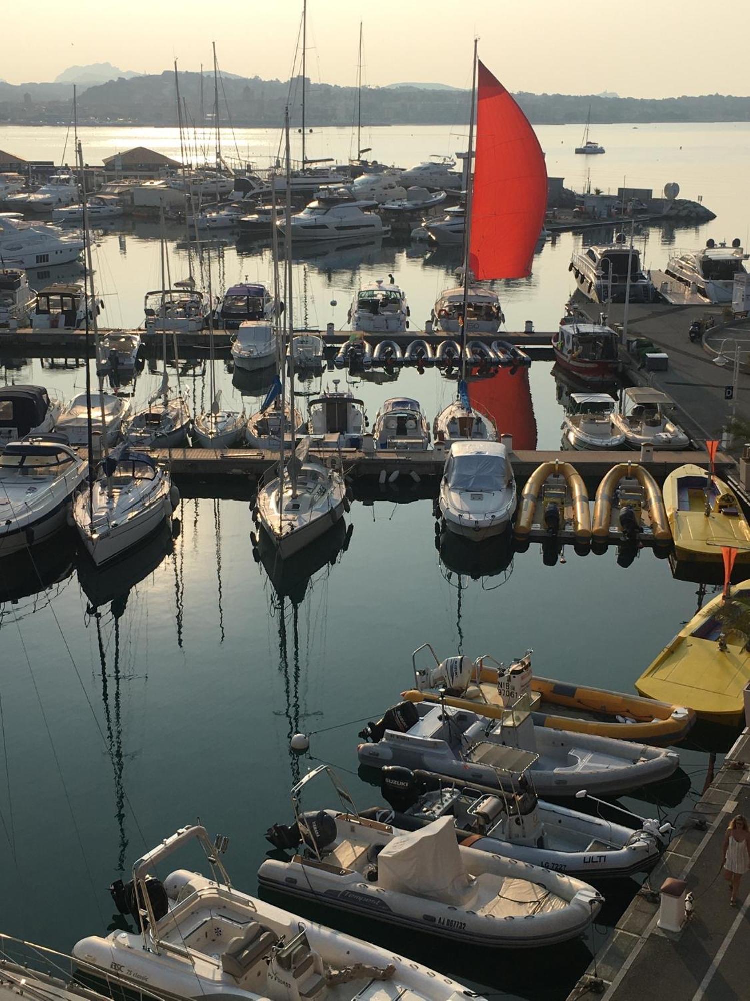 Boutique Apartment Hirondelle Port Fréjus Eksteriør bilde